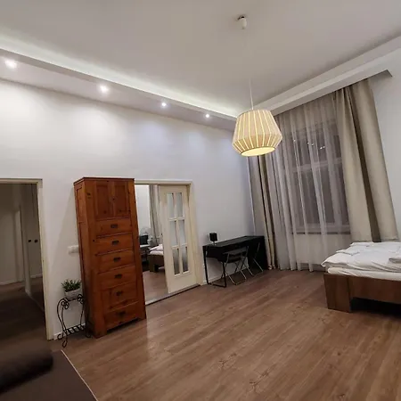 Danube 3 Bedrooms * בודפשט