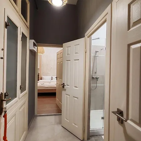 Danube 3 Bedrooms *