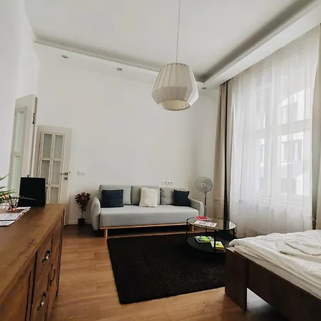 Danube 3 Bedrooms Apartment *