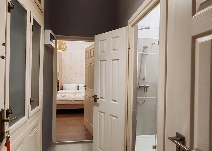 Danube 3 Bedrooms *
